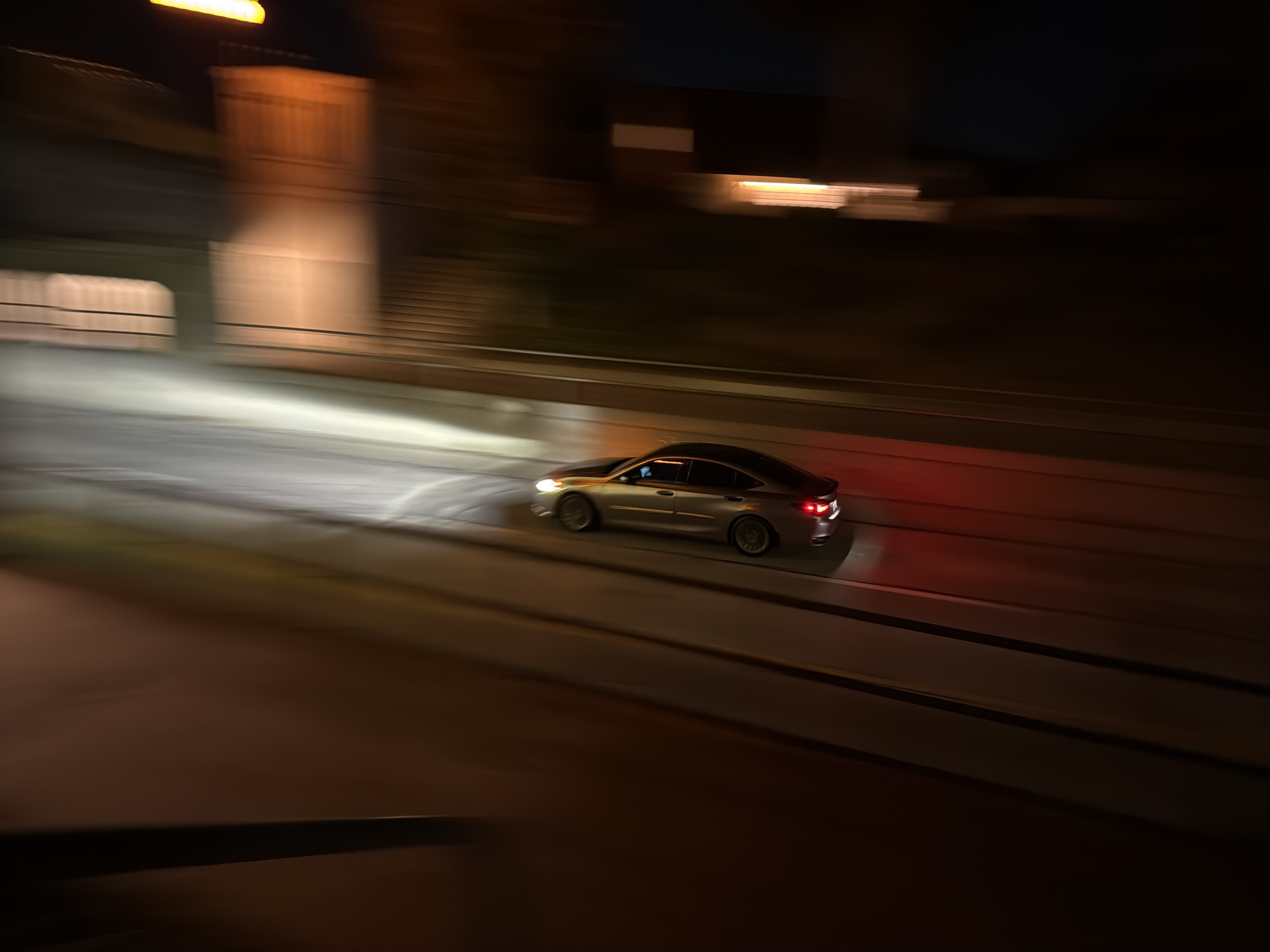 Silver Car, 1/8 Shutter